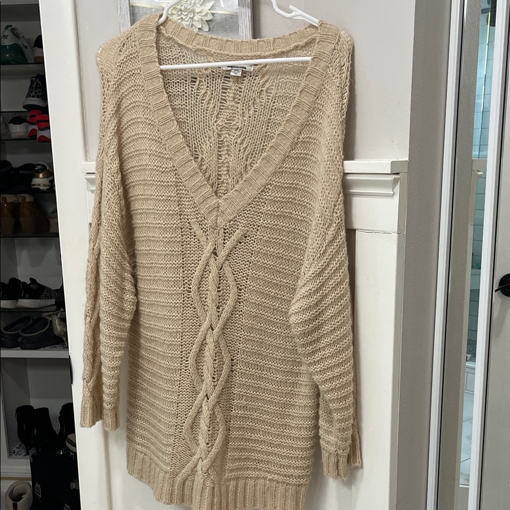 American Eagle Outfitters Beige Cable Knit V-Neck